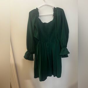 Beautiful Emerald green girls dress. Size 8